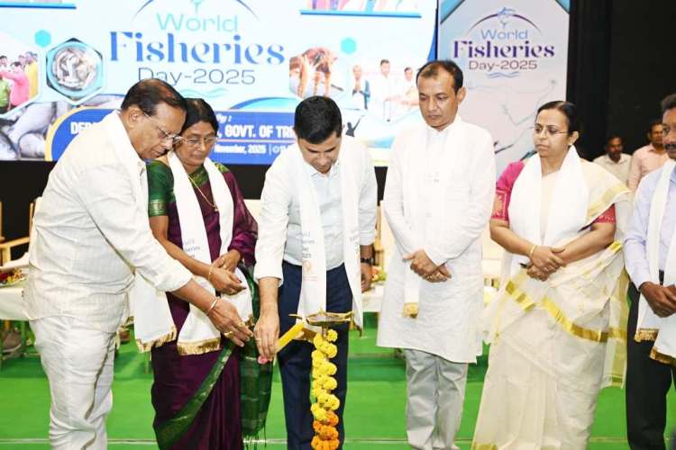 Minister Sudhangshu Das inaugurates World fisheries day at Muktadhara auditorium in Agartala on November 21.